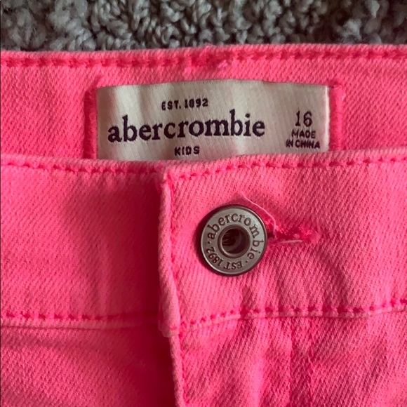 Abercrombie kids denim jean short - neon pink - Picture 3 of 3